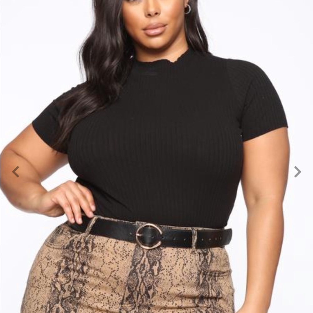 Black FN Top